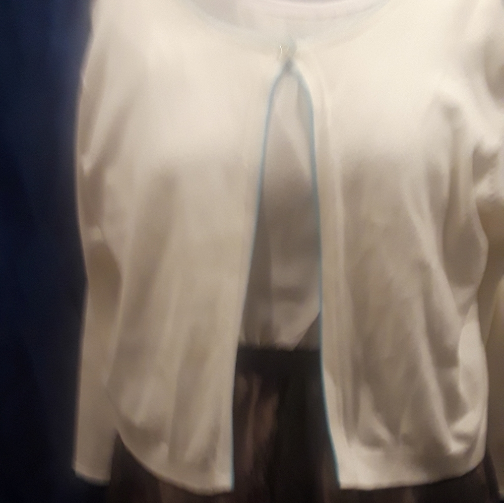 K and Co. Sweater - Picture 2 of 4